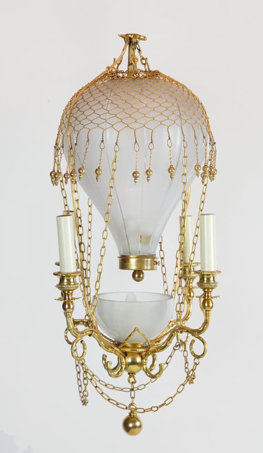hot-air-balloon-chandelier